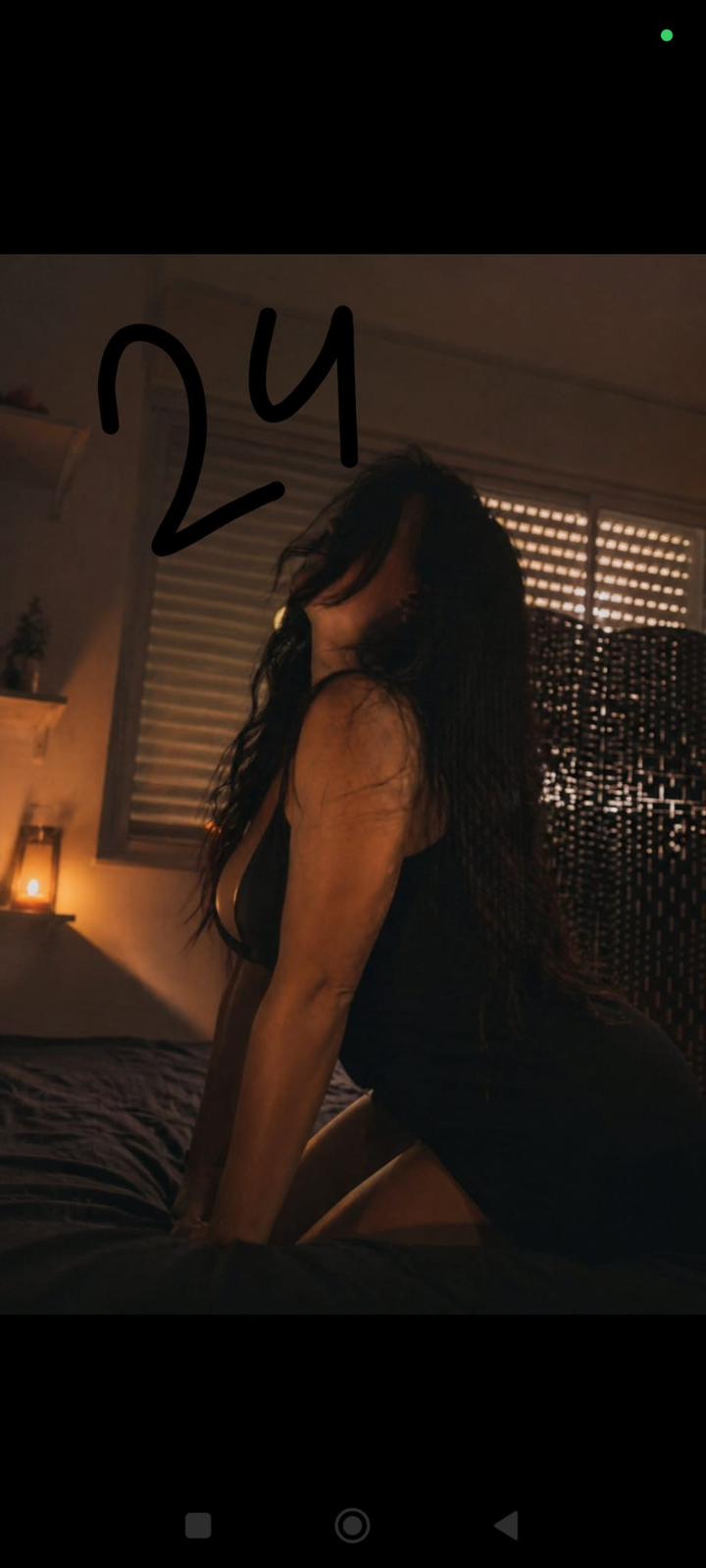 אישה חטובה פתח תקווה