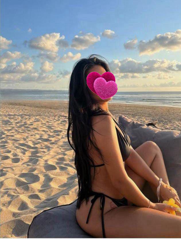 בפתח תקווה- בחורות מפנקות כמו חברות