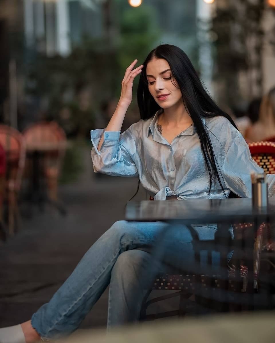 ליזה- מסאזיסטית ליברלית בת 25 תל אביב