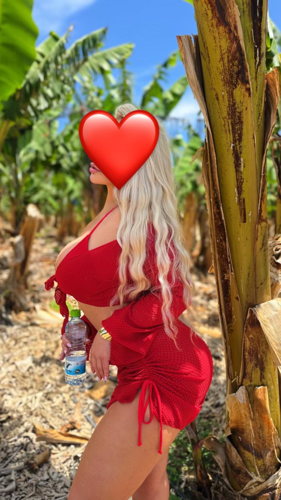 סופיה – מעסה מרגשת בלונדה – בחיפה