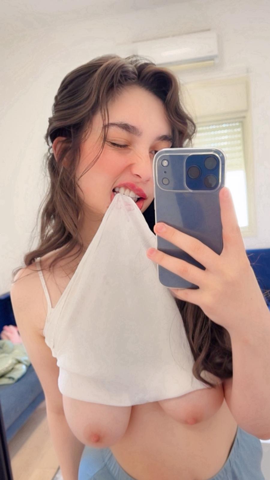 פרולה – תיירת ברזילאית 20 – נתניה